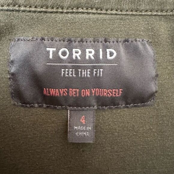 Torrid Size 4X Button Up Utility Jacket Army Green Shacket Military Fall Casual - Picture 8 of 10